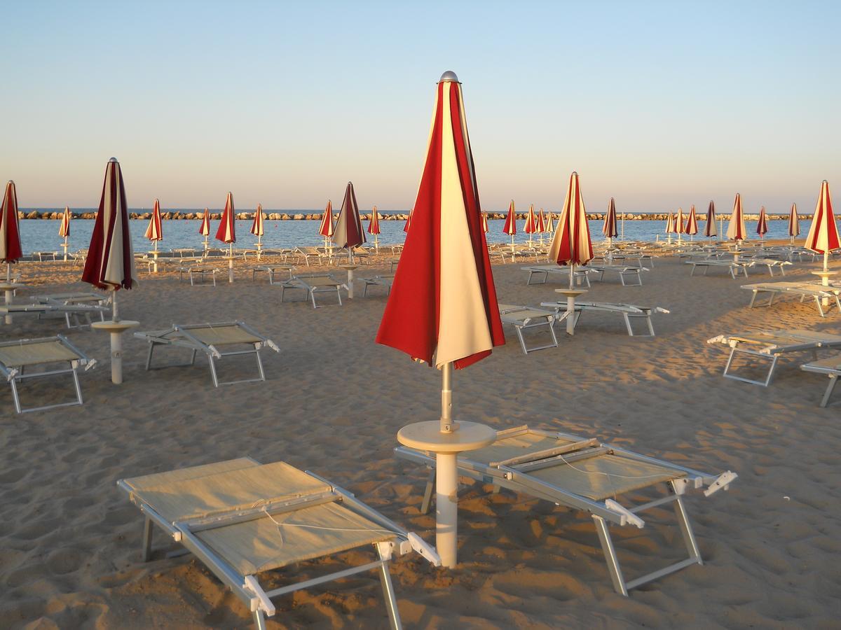 Hotel Locanda Delle Dune Bellaria-Igea Marina Exterior foto